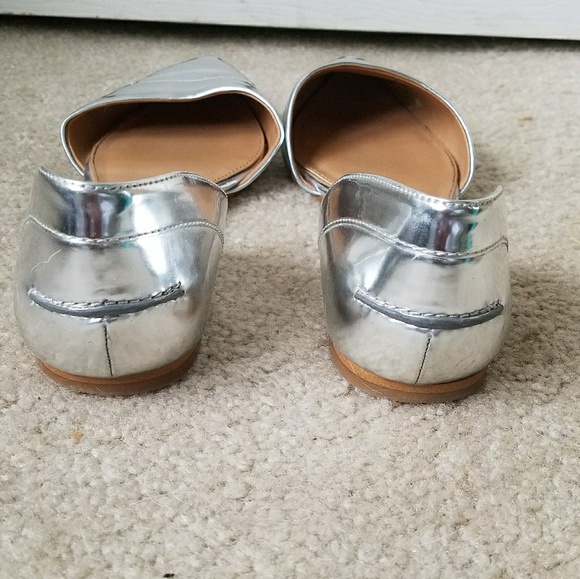 J. Crew Silver Pointed Toe Flats Size 8.5 - Picture 4 of 7